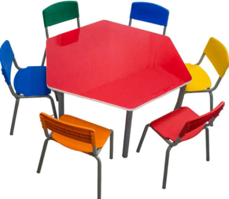 Conjunto hexagonal infantil (2 a 6 anos) composto de 1 (mesa) e 6 (seis) cadeiras (Marca: MA - Modelo: CJT-HEX)
